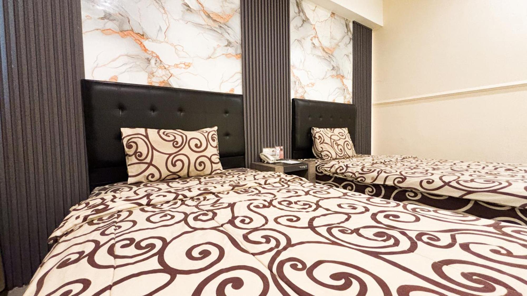 Utc Hotel Семаранг Екстериор снимка